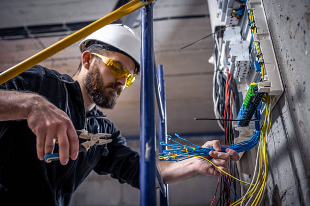 Best Affordable Emergency Electrician  in Sebastian, TX