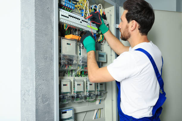 Best Commercial Electrician Services  in Sebastian, TX